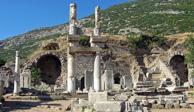 Ephesus Face Devoted to the Emperor: The Historical and Narrative Journey of the Temple of Domitian
