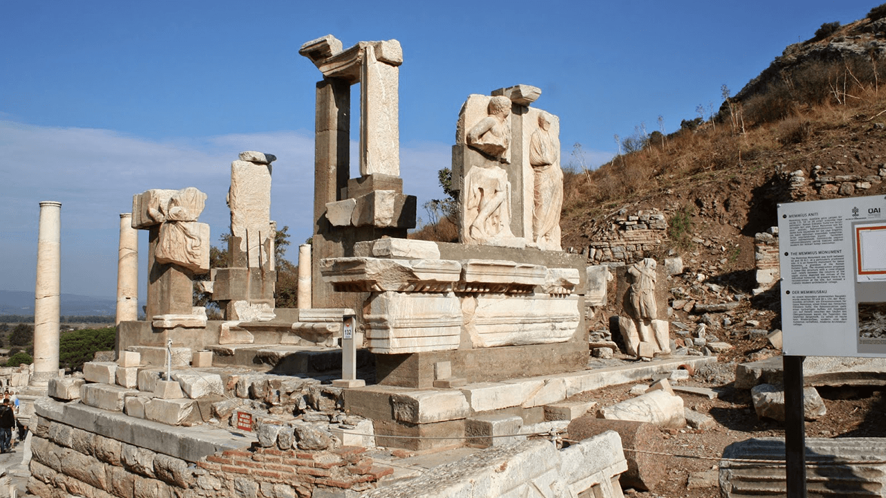 History Of Memmius Monument